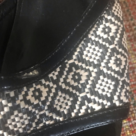 Corello Slip-On Sandals - Picture 3 of 8